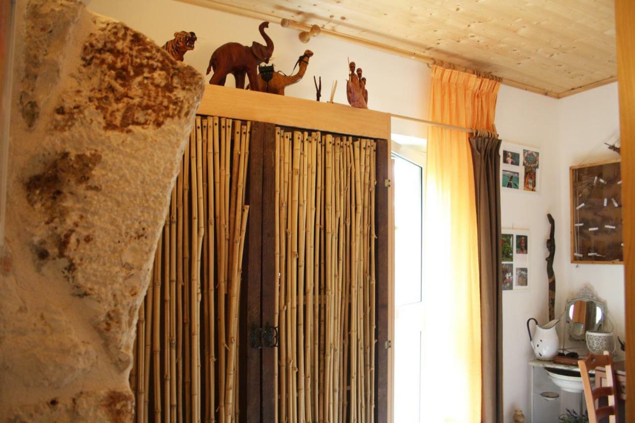 Mini Suite Alla Cascata Noci Exterior foto